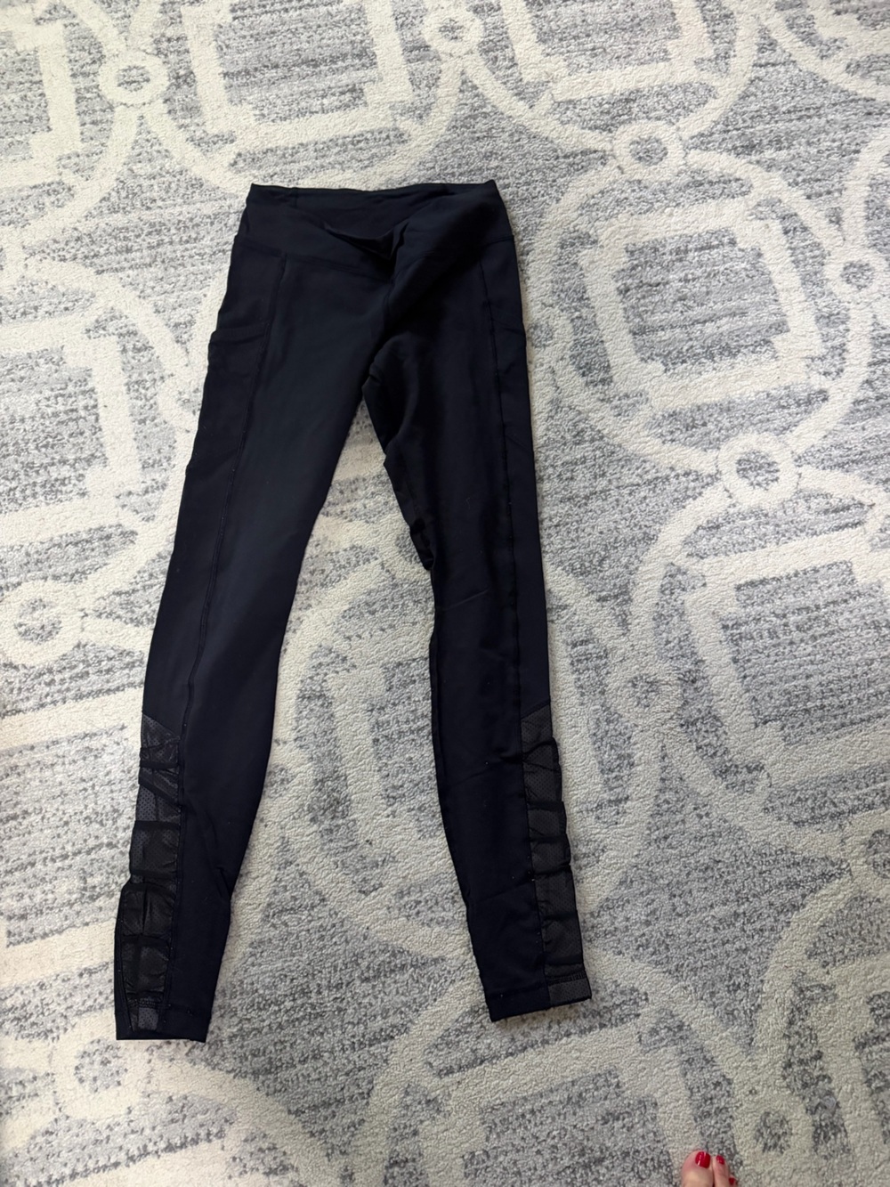 Lululemon Women’s Black Performance leggings